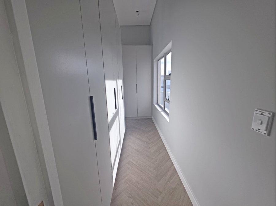  Bedroom Property for Sale in Sandown Western Cape